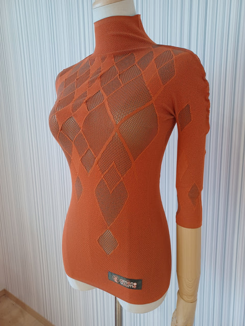 シームフリーニット 5分袖ハイネック アーガイル