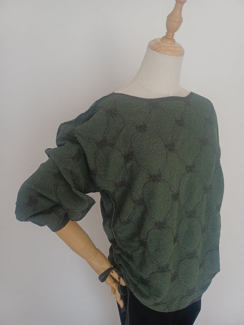 シームフリーニット ドルマン袖